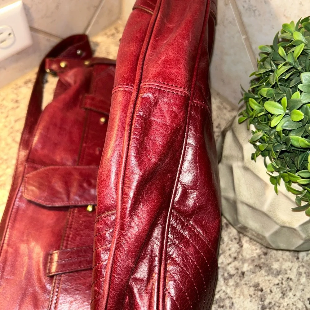 EUC VICTOR Alfaro Leather Handbag
